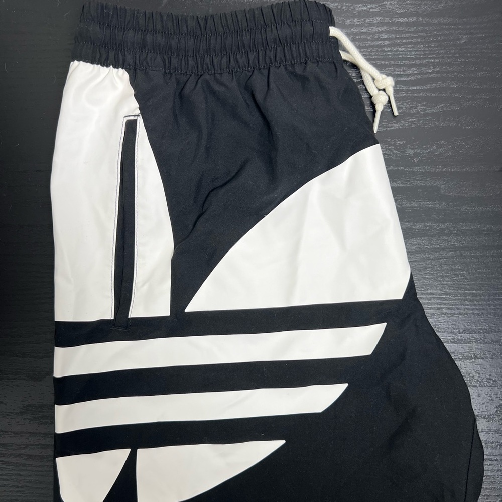 ADIDAS Shorts!